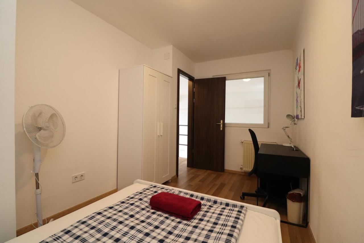 بودابست New Guest House A In Kiraly Street 106 المظهر الخارجي الصورة