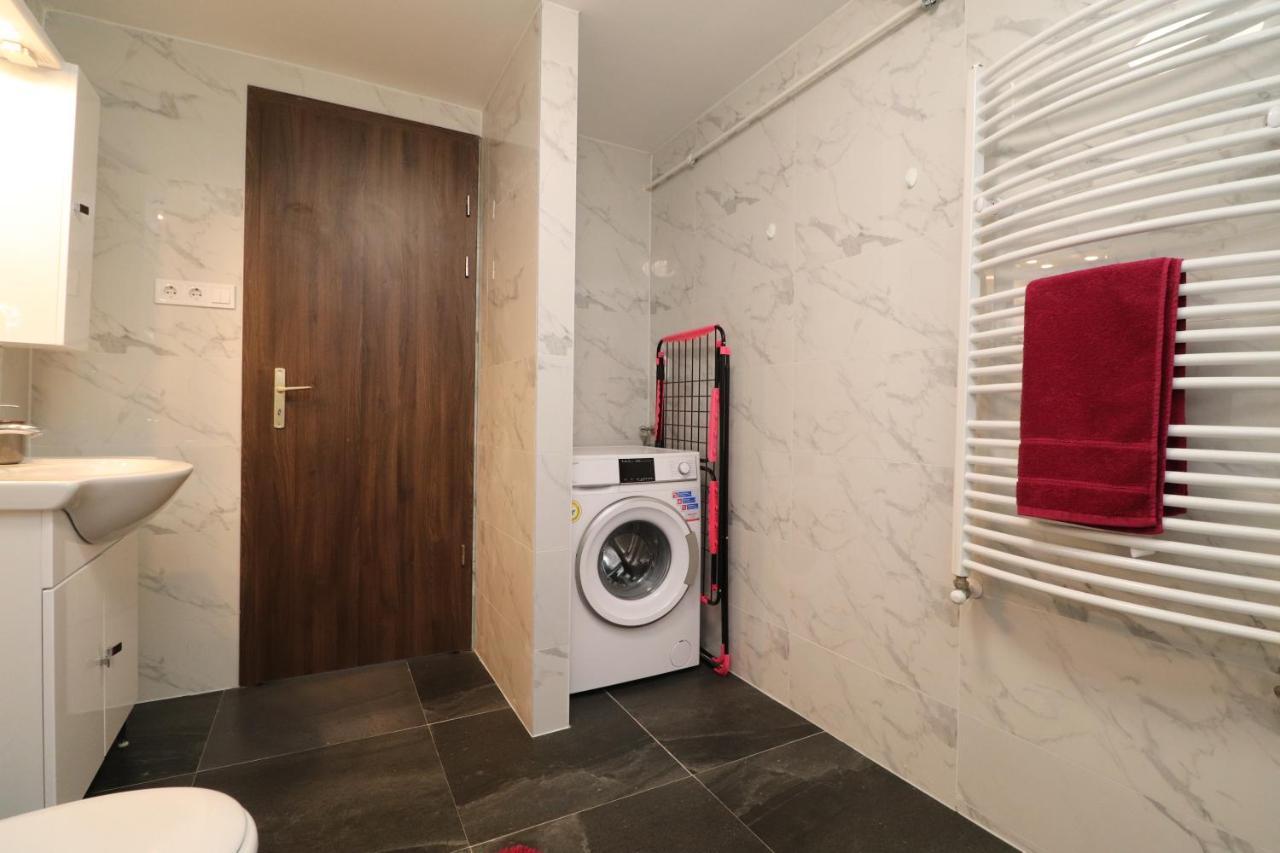 بودابست New Guest House A In Kiraly Street 106 المظهر الخارجي الصورة