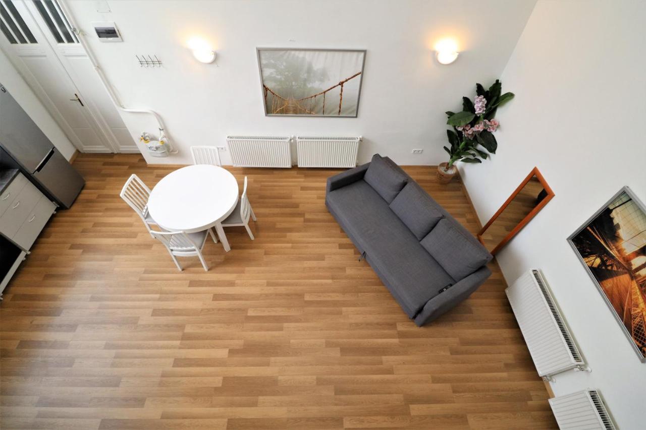 بودابست New Guest House A In Kiraly Street 106 المظهر الخارجي الصورة