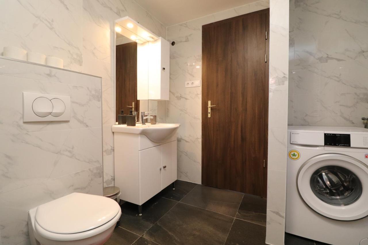 بودابست New Guest House A In Kiraly Street 106 المظهر الخارجي الصورة
