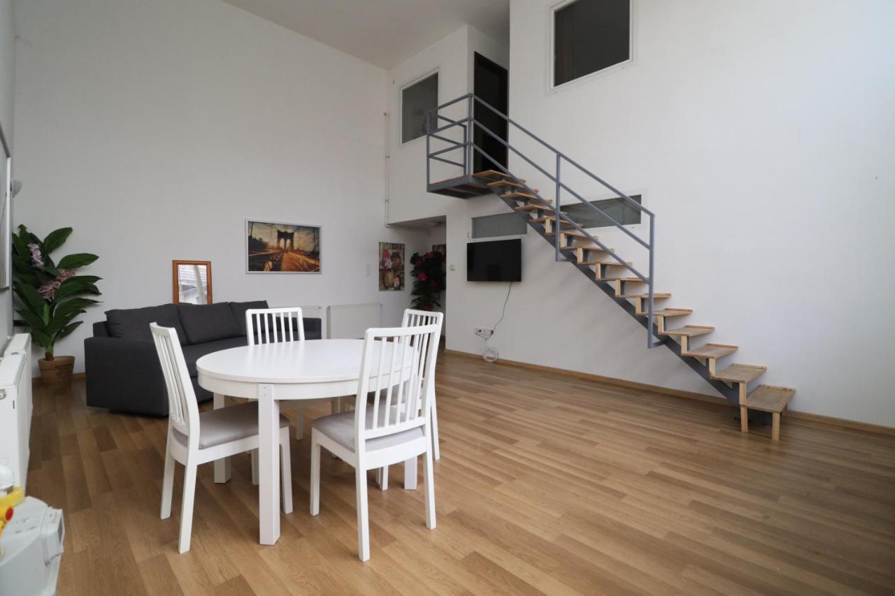 بودابست New Guest House A In Kiraly Street 106 المظهر الخارجي الصورة